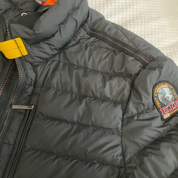PARAJUMPERS Jacket - Picture 7 of 7